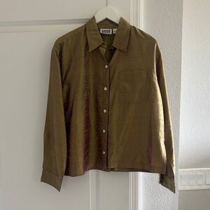 Chico Women’s 100% Silk Green Metallic Long Sleeve